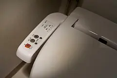 シャワートイレ